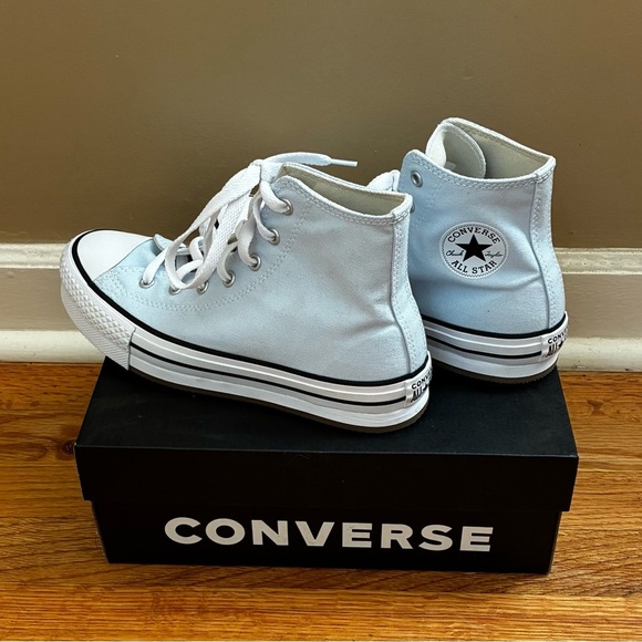 Girls Converse Chuck Taylor All Star Shoes Like New - Picture 3 of 9